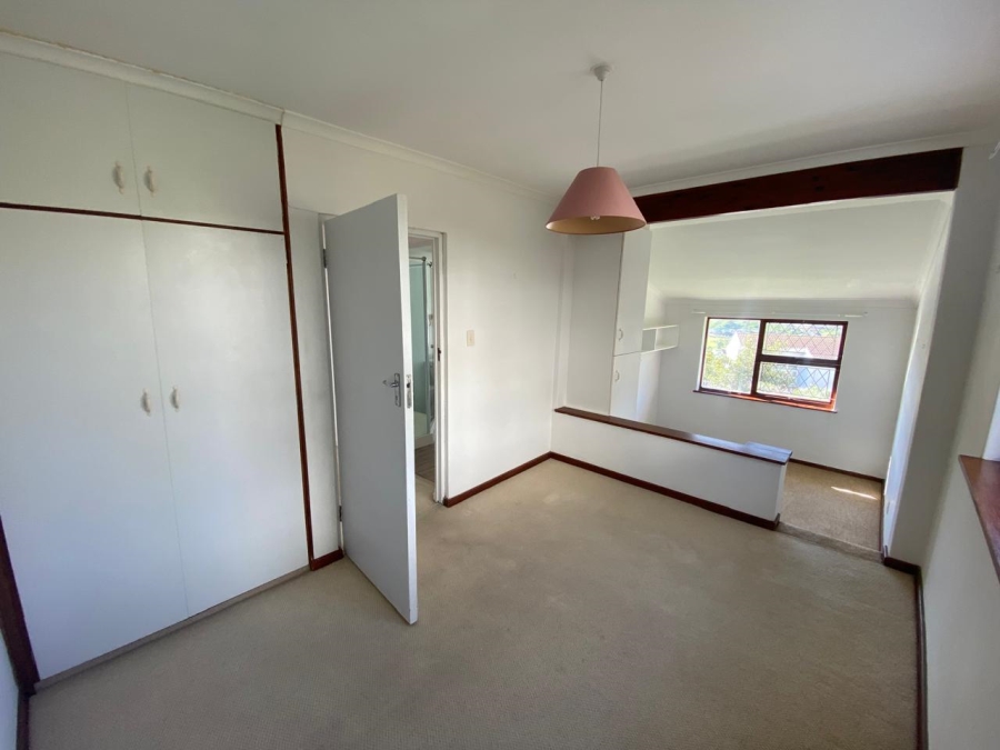 To Let 3 Bedroom Property for Rent in Fish Hoek Western Cape